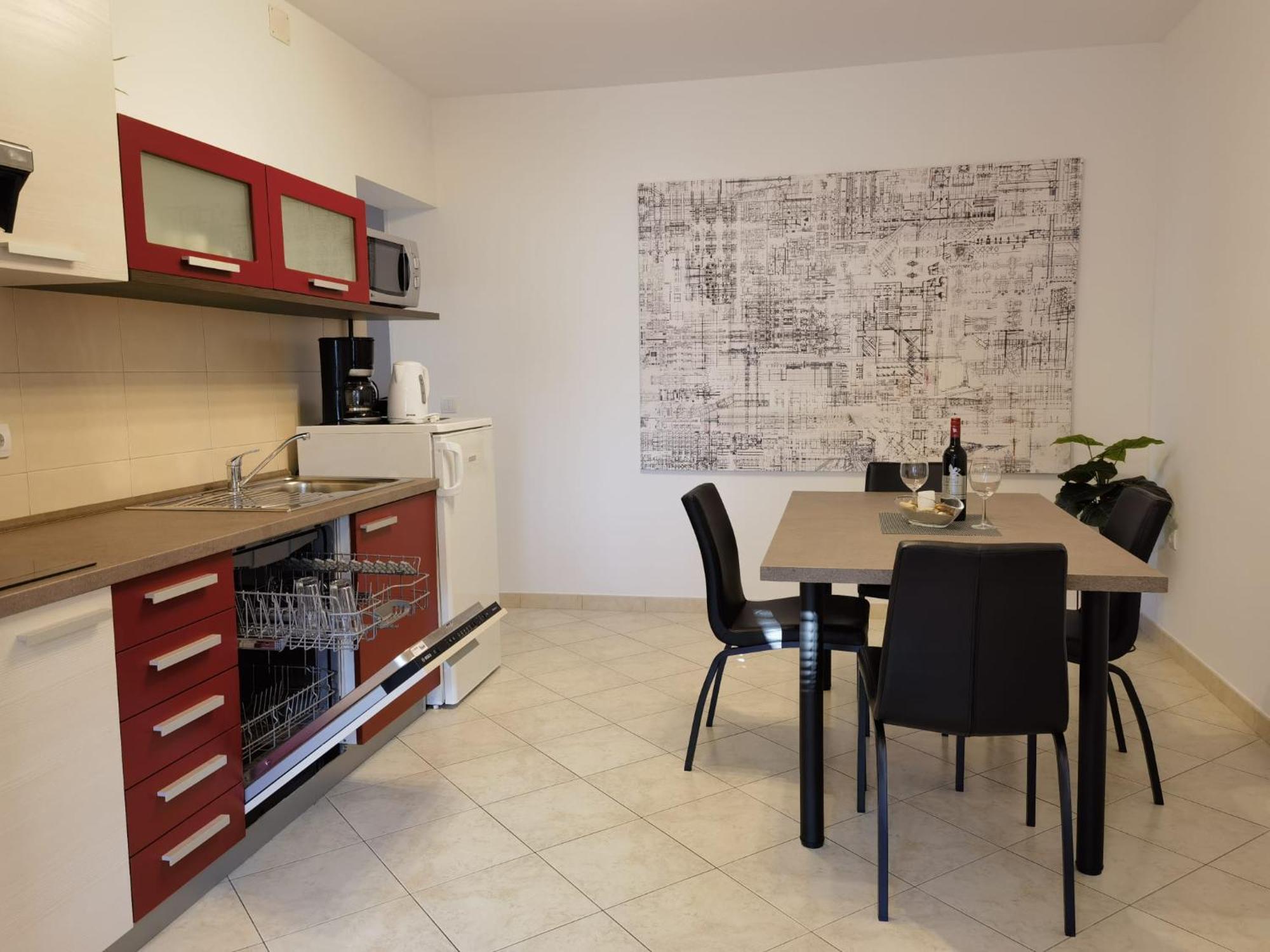 Stay In The Heart Of Porec - 50M To The Beach エクステリア 写真