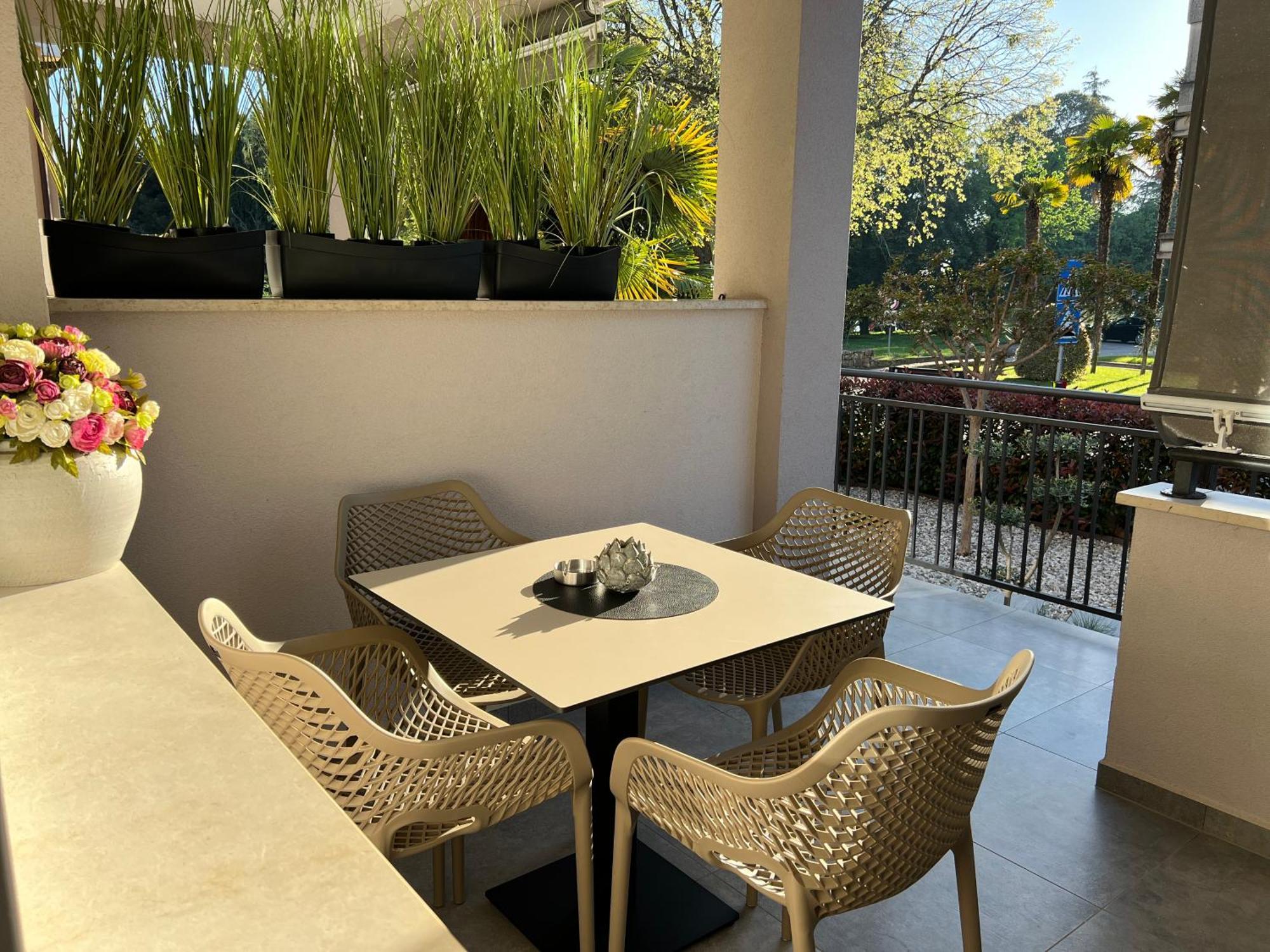 Stay In The Heart Of Porec - 50M To The Beach エクステリア 写真