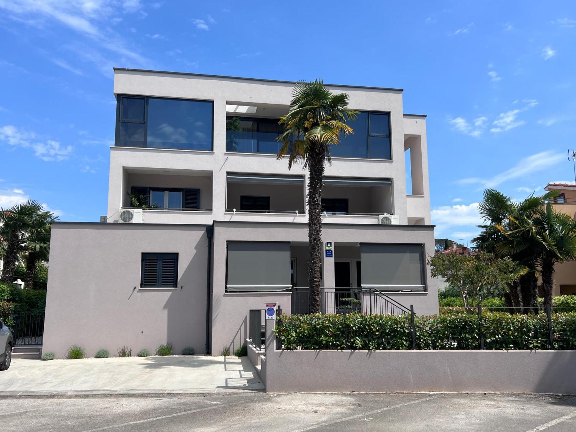 Stay In The Heart Of Porec - 50M To The Beach エクステリア 写真